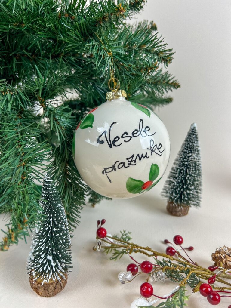 Personaliziran obesek za smreko (L) - Božična jagoda