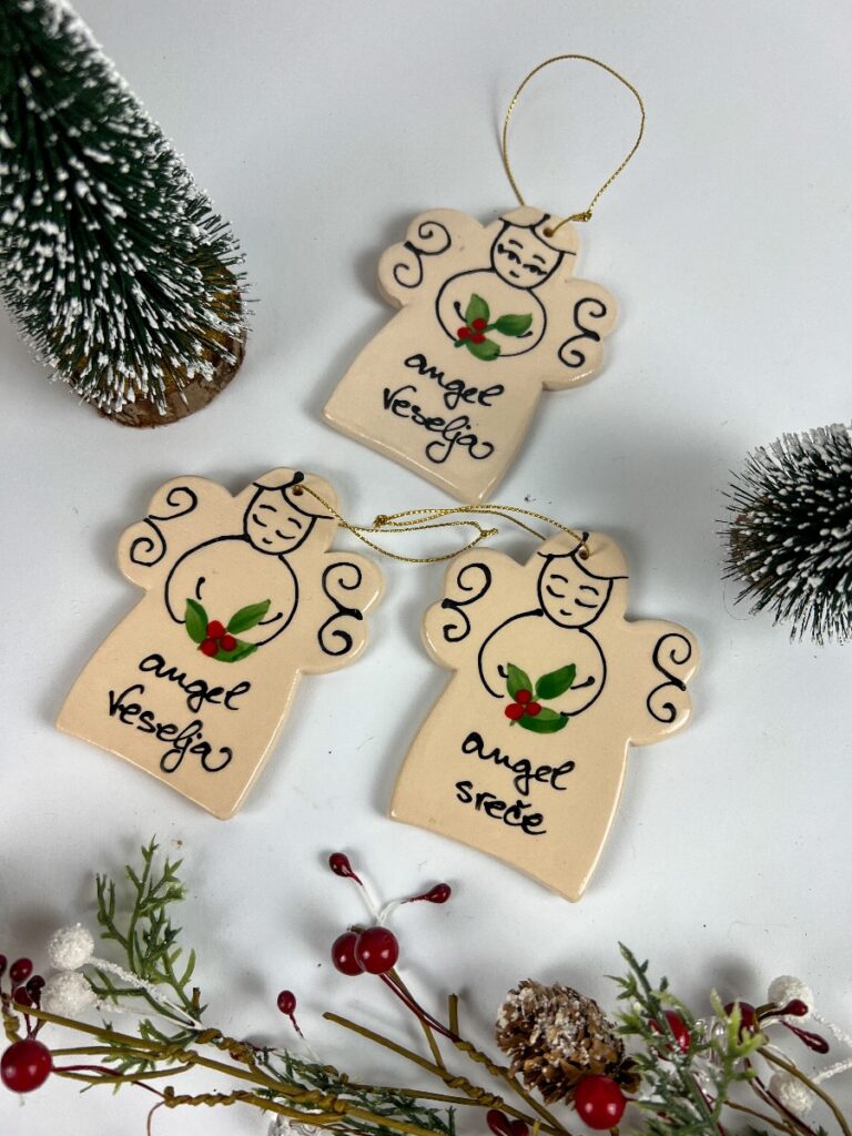 Obesek angel - Božična jagoda