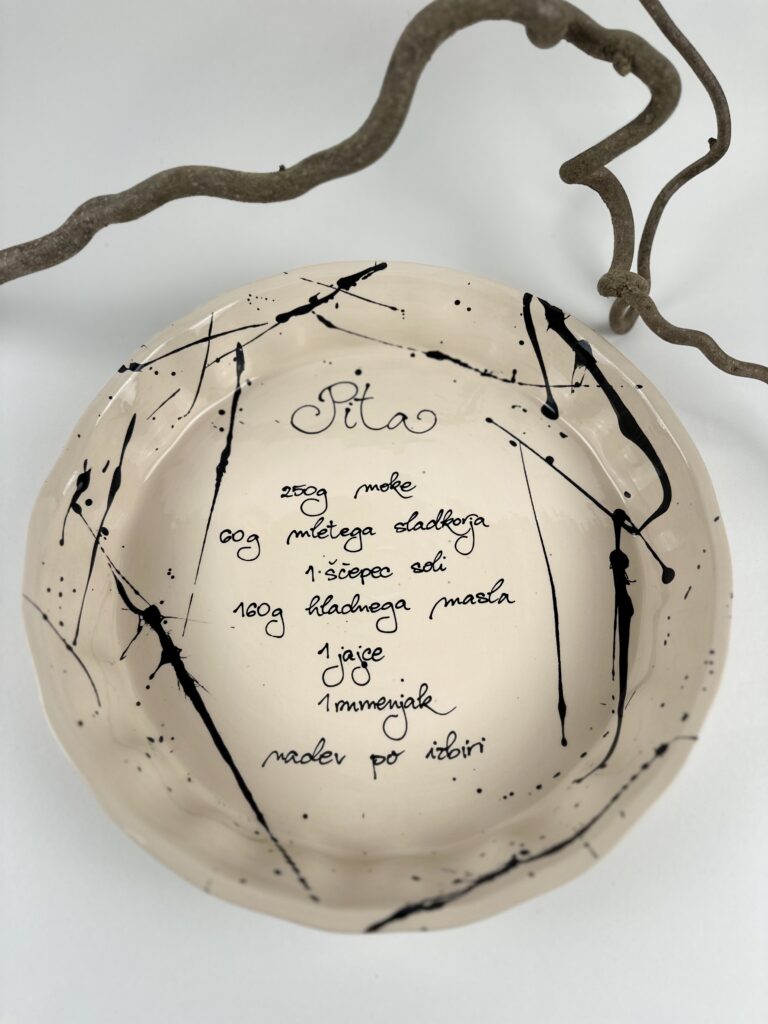 Pekač za pito z receptom - Splash