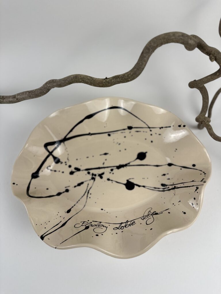 Velik valovit ovalen pladenj - Splash