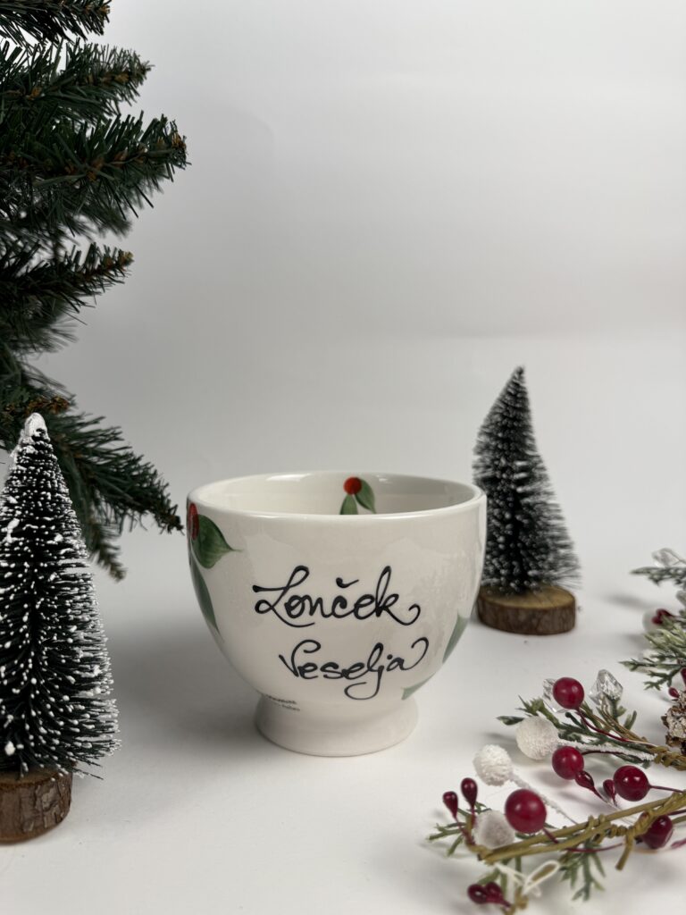 Skodelica Lepotica - Božična jagoda (0,3 L)