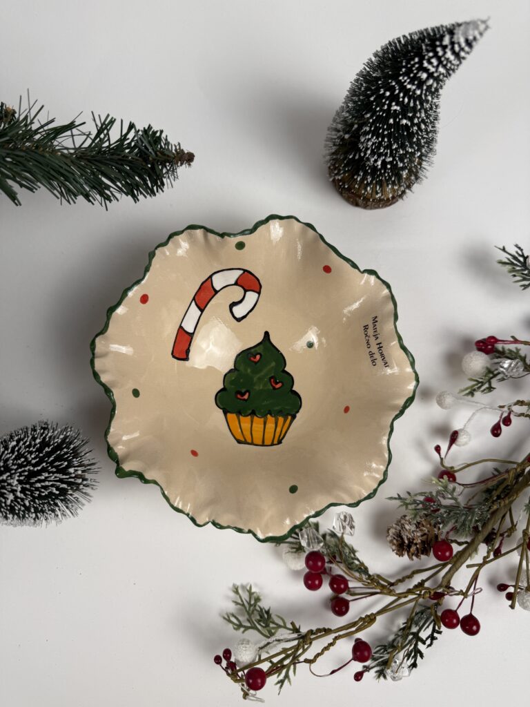 Skledica plesalka - Božični Cupcake